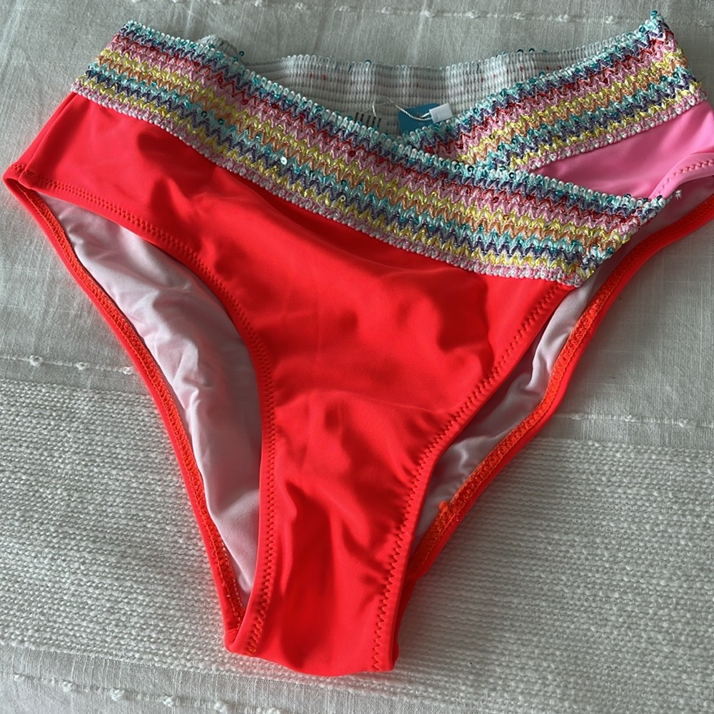 Color Block Cutout Ribbon Bikini Set - Picture 3 of 7